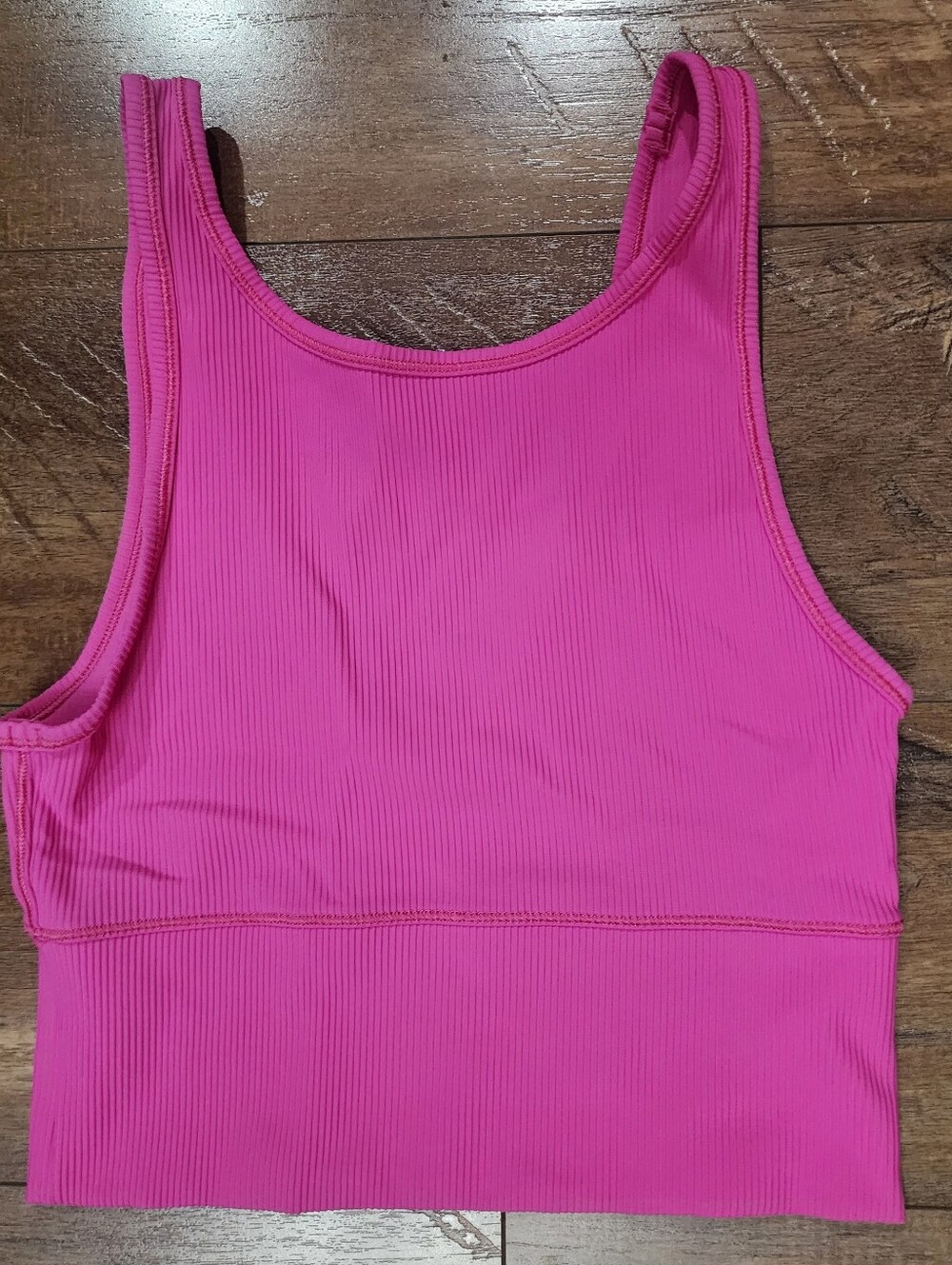 Lululemon Power Pivot Tank, Size 4?(see measurement)